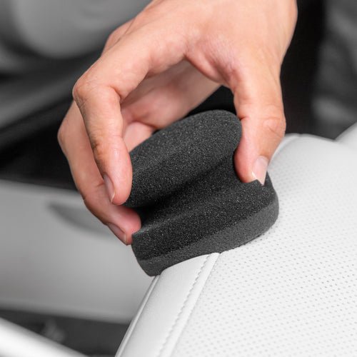 Lederreinigung & Lederpflege für Porsche - Kult Premium Fahrzeugpflege