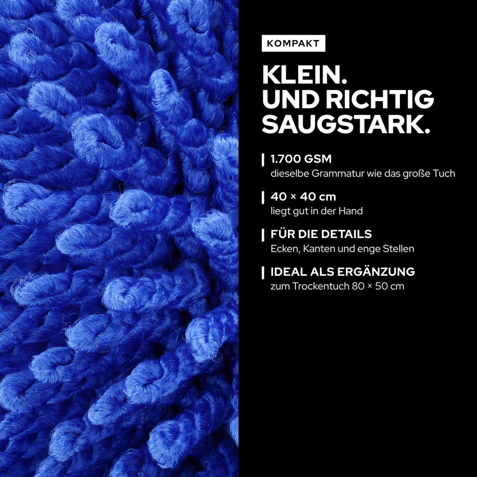 Nahaufnahme des blauen KULT Trockentuch S mit 1.700 GSM, kompakt und saugstark