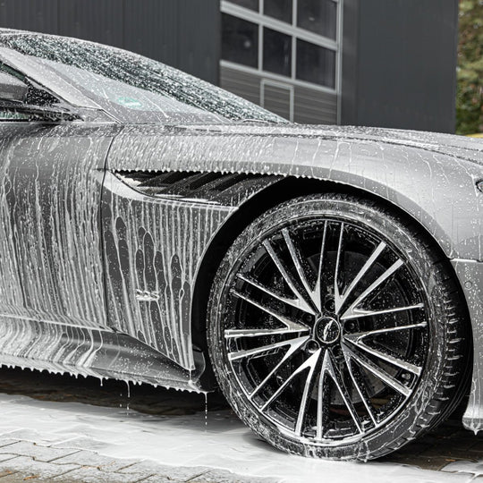 Autoshampoo für die perfekte Auto Handwäsche