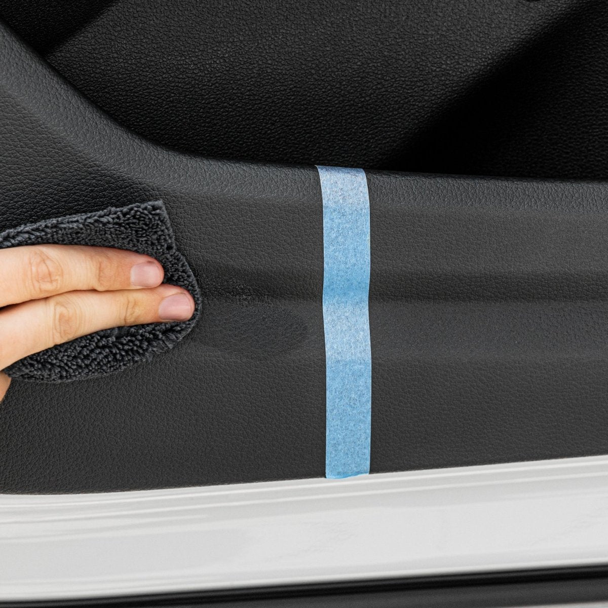 Die perfekte Innenraumpflege: So gelingt die Auto Cockpitpflege - Kult Premium Fahrzeugpflege