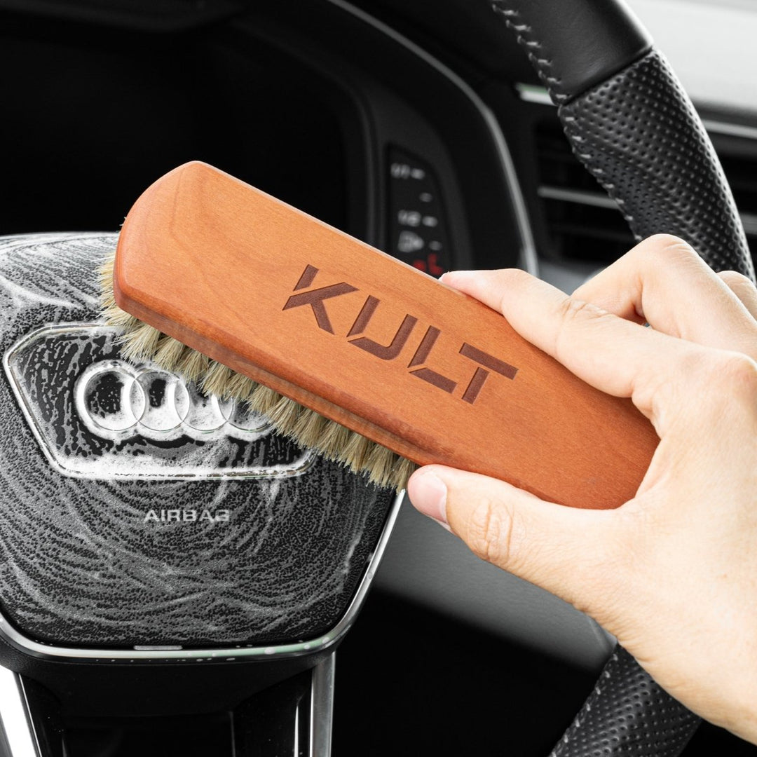 Wie reinige & pflege ich den Auto Innenraum richtig? Aufbereitung nach 97.000km wie NEU - Kult Premium Fahrzeugpflege