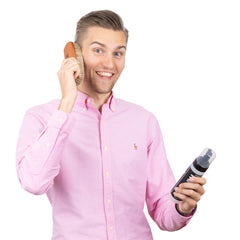 Nikolai Kulterer, Gründer von KULT, am Telefon