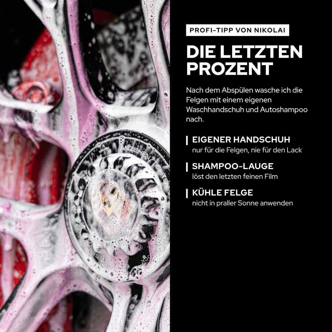 Profi-Tipp: Felge nach dem KULT Felgenreiniger mit Waschhandschuh und Autoshampoo nachwaschen