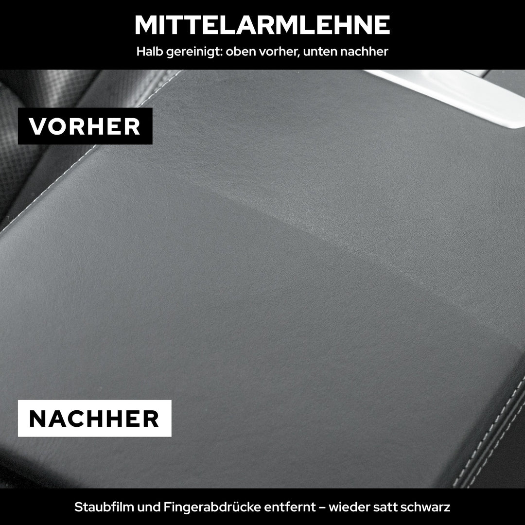 Mittelarmlehne zur Hälfte mit KULT Innenraumreiniger gereinigt: oben staubig grau, unten wieder satt schwarz