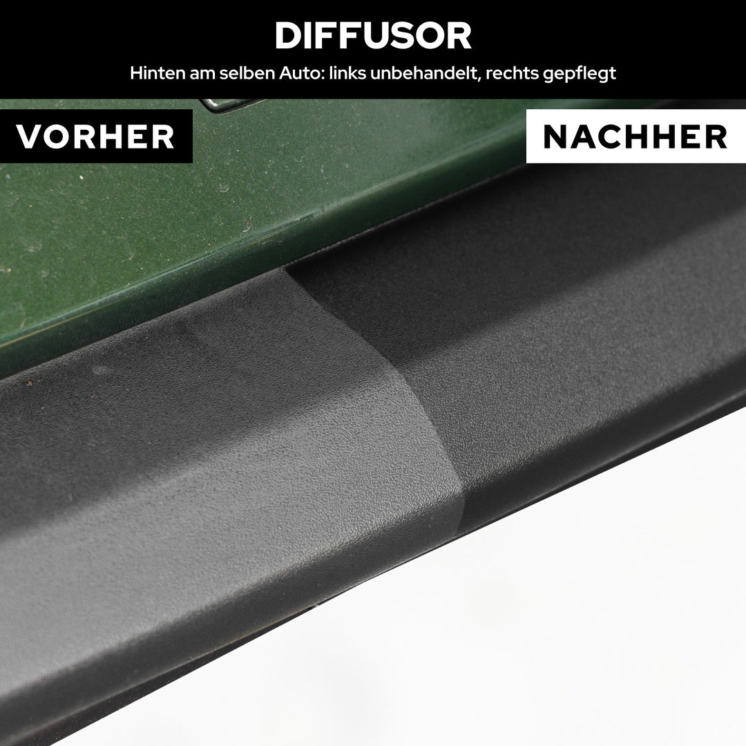 Diffusor-Kunststoff mit Trennkante: links grau unbehandelt, rechts satt schwarz mit KULT Kunststoff & Reifen Pflege